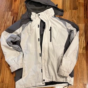 White ski and snow board jacket